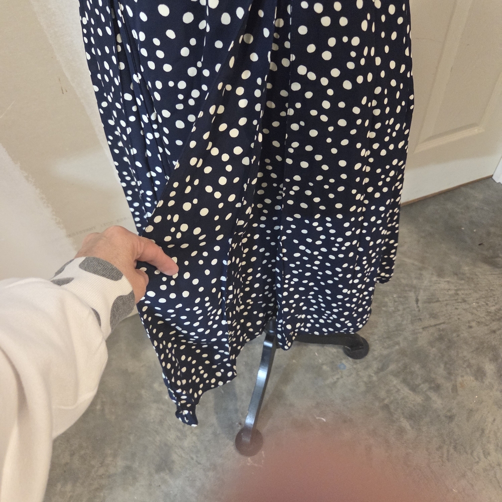 Anne Klein Dress Pleated Navy Polka Dot Midi Dress V Neck Woman's 6 Sleeveless - Picture 10 of 12